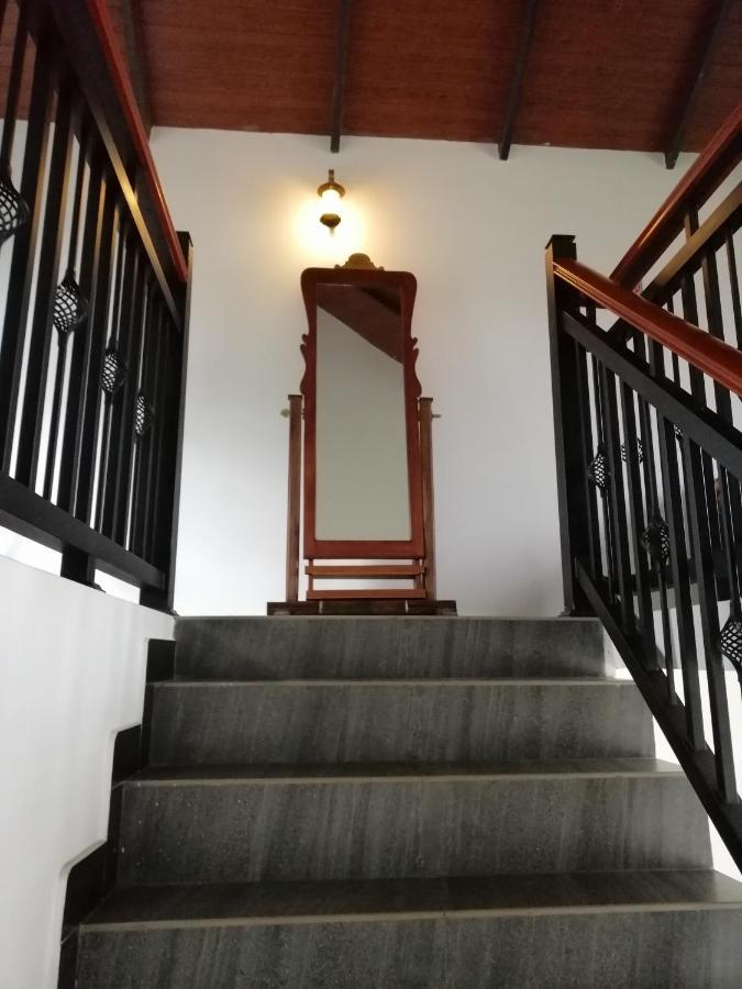 Misthill Rest - Lavish Villa 努沃勒埃利耶 外观 照片